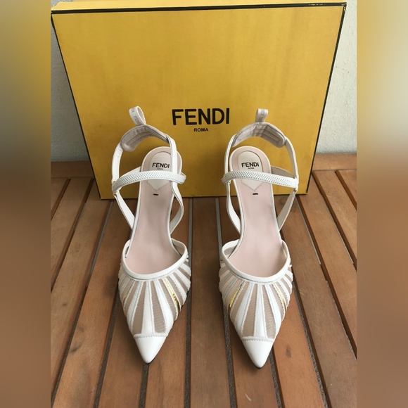 New - 💯 Original FENDI Colibri Lite Mixed Media Pump - Picture 3 of 16